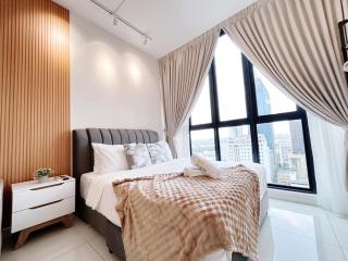 Majestic Residence by Manhattan Group - 0