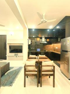 New Spacious 2BHK in Peaceful Colony with Private Parking #302 - 4