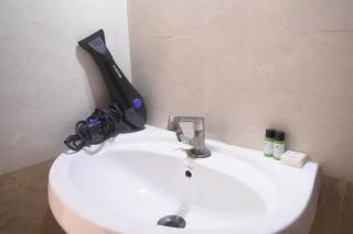 Hotel Golden Stays - 6