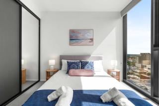 Skyview City Escape - Walkable & Central - 3