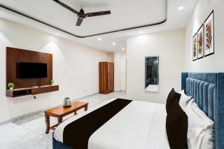 Super Townhouse Sector 102 Noida - 5