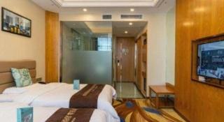 Ramada by Wyndham Taixing - 1