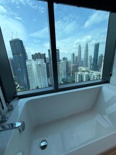 Twin Tower Crush by KF - 1