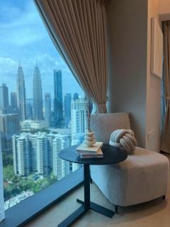 Twin Tower Crush by KF - 0