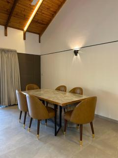 StayGuru Luxury Villa - 8