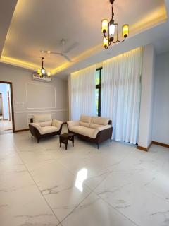 Spacious Shamba Creek Twin Villa, Modern Oasis near Moorings Mtwapa - 5