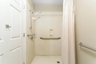 Super 8 by Wyndham Jackson Ridgeland - 6