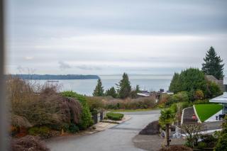 Elegant Cypress Park Villa with Panoramic Ocean View - 9