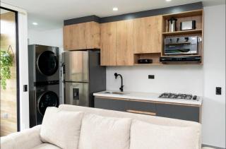 Luxury Studio Apartment near Poblado - 8