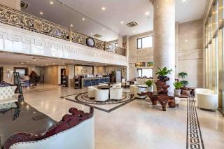 Aaron Riverview Hotel - 9