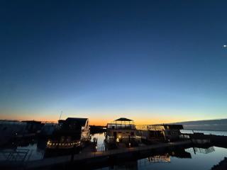 5-star houseboat of 125 m2 with its own bathing jetty - 7