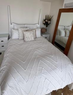 Boutique Coastal Retreat for Couples or Singles - 9