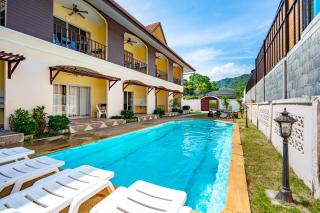 Chernin Apartment Suites - 8