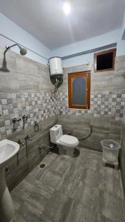 Hill Ice Guesthouse - 4