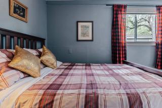 Magic Tree House on UT, Downtown, Walk to Moody Center - 4