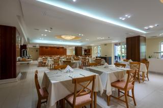 Crithoni's Paradise Hotel - 2