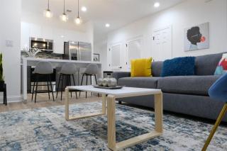 Pop Art Chic Stunning Shaw - U Street Apartment - 2