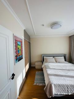 Modern Cozy Apartment Near National Stadium - 5