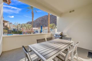 L44 Luxurious 2 Story Townhome - Newly Remodeled! condo - 3