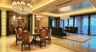 Xinjin Celebrity City Hotel - 2