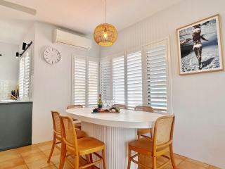 Villa Blanca, Kalbarri WA - 5