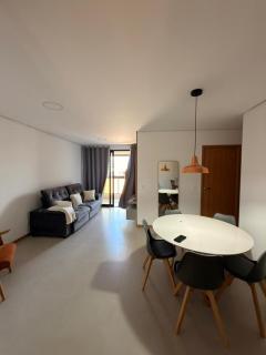 Apartamento 3 quartos a 1 quadra da praia - 2