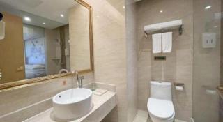 Vienna Hotel Shenzhen Longgang Baifucheng - Longgang - 4