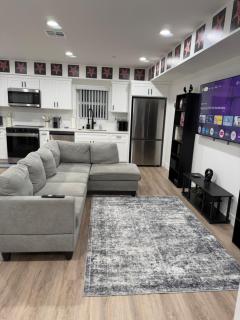 Creative and Stylish Themed Stay - 0