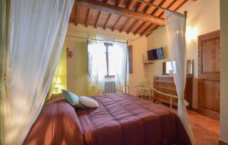 3 Bedroom Awesome Home In Poppi - 3