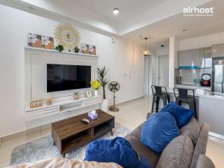 Trion @ KL by Airhost - 3