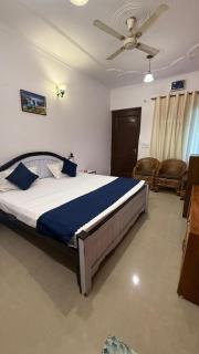 hotel yog tapovan - 8