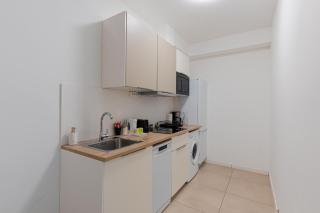 Central Delux Akácfa Apartment with 3 Bedroom - 6