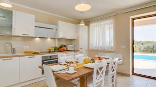 Villa Angelina with 3 bedrooms and Pool in Novigrad - Bužinija - 4