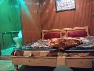 Milestone cafe and homestay - 1