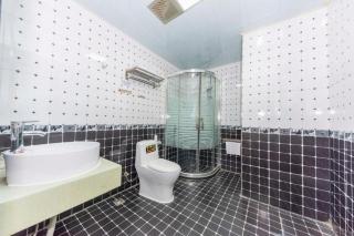 Super 8 Hotel Shiyan Beijing Middle Road - 3