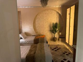 fancy 3 bedrooms apartment for rent in a sheikh zayed compound - 1