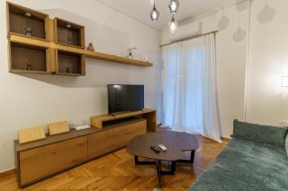 Stylish Kypseli Apartment Sleeps 4 300 Mbps WiFi - 9