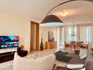 Purple Lavender Court - 4