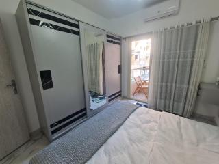 Modern Pool View 1BR with Balcony Prime Location on Hurghada Vibrant Promenade - 8