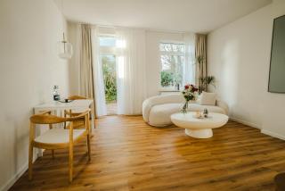 STAYLIGHT Boutique Suite am Französischen Garten mit Frühstück und kostenfreiem Parkplatz - 5