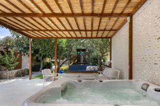 Maratho Villa - with Private Pool - 2