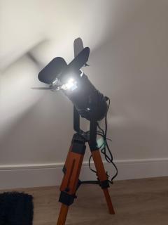 Timeless 1920s Retreat Room in a Shared Space - 8