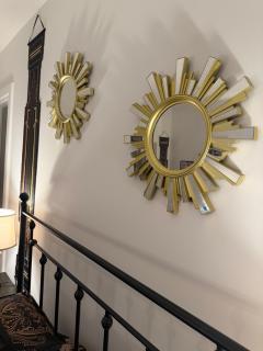 Timeless 1920s Retreat Room in a Shared Space - 4