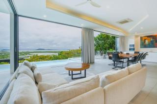 Lapista 6 Bedroom Luxury Vila - 3