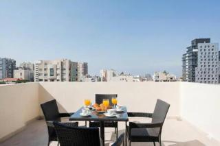 Exclusive 3BR in Hamra with 24 7 Power & Fiber Net - 2