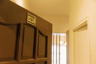 Bright Modern Stay with Balcony & Ocean Breeze - Dao - 6