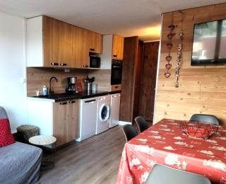 Appartement 3 chambres balcon vue montagne centre station - 4