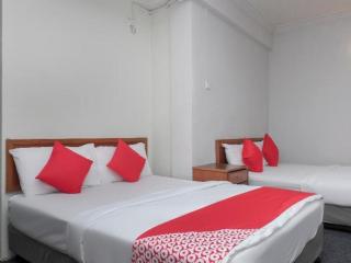 OYO 90120 MI Hotel Dungun - 8