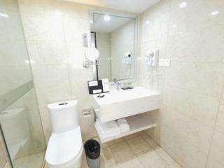 Borrman Hotel Wuxi Hubin Business Street - 9