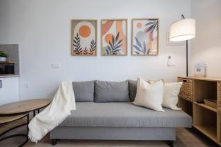 Estudio con Altillo en Malilla cerca de La Fe - 3